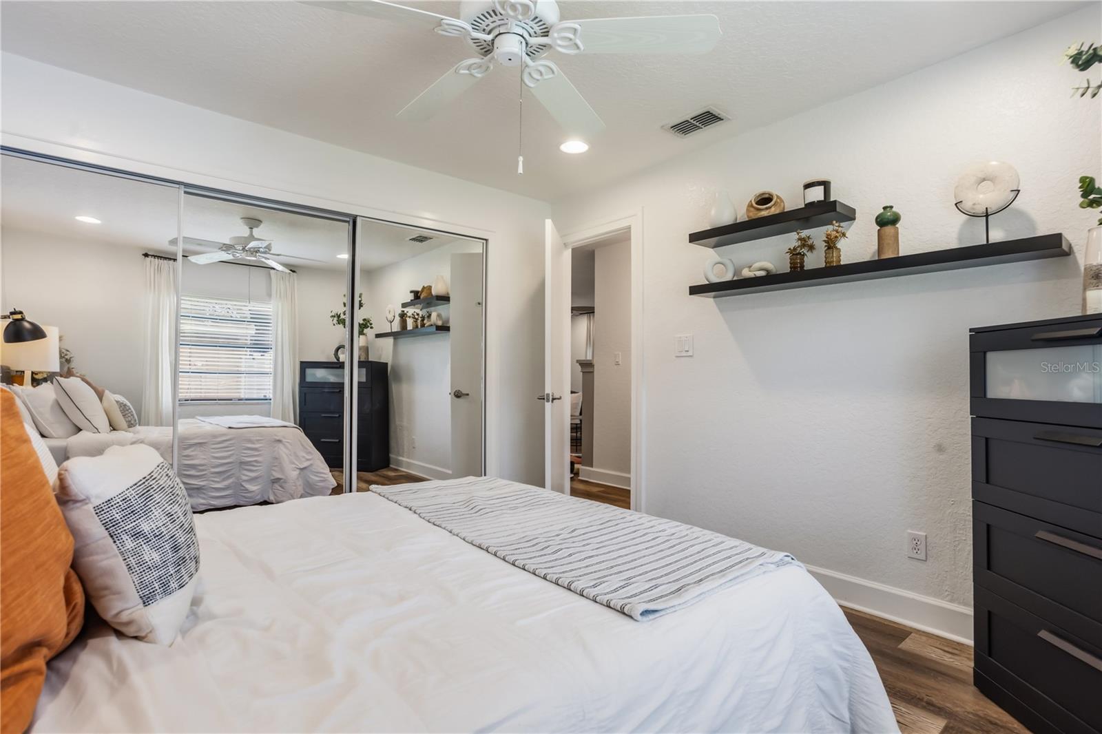 BARCLAY WOODS 2ND ADD - Residential