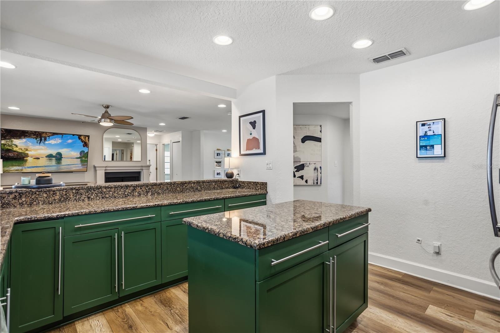BARCLAY WOODS 2ND ADD - Residential