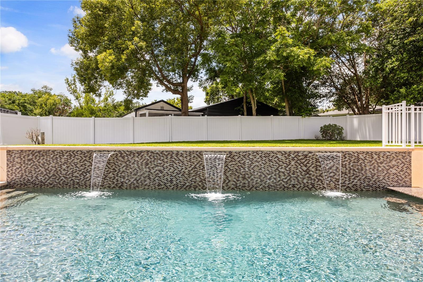 BARCLAY WOODS 2ND ADD - Residential