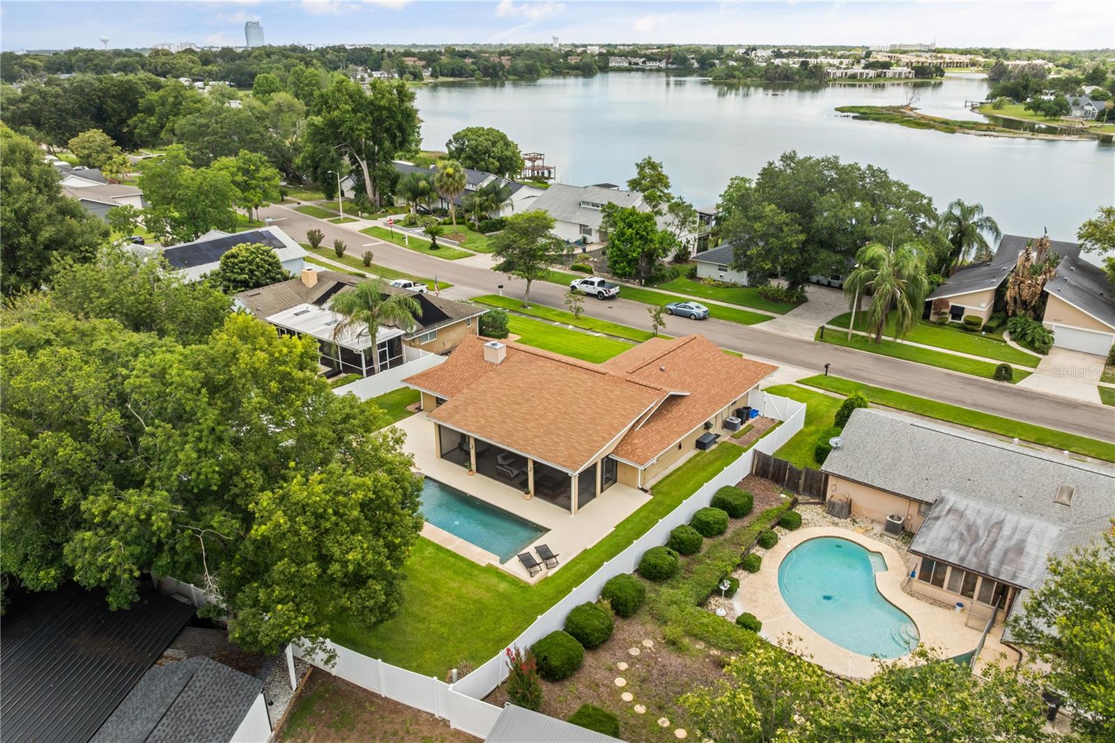 BARCLAY WOODS 2ND ADD - Residential