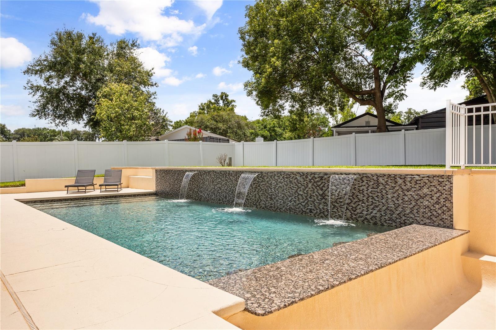 BARCLAY WOODS 2ND ADD - Residential