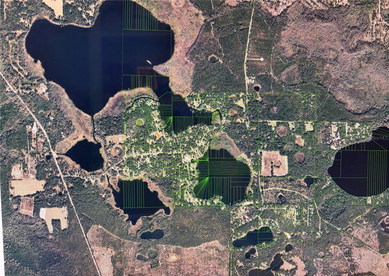 FOUR LAKES COMMUNITY - Land