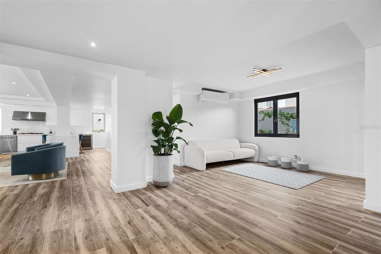 OCEAN PARK - Residential