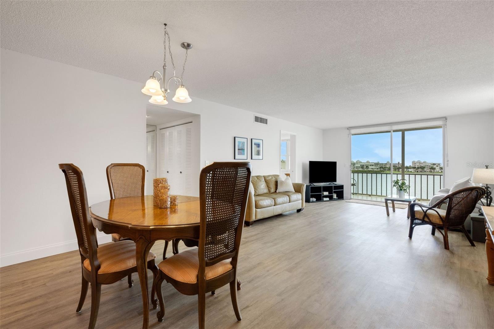 BAY ISLAND GROUP NO. 9 - Residential