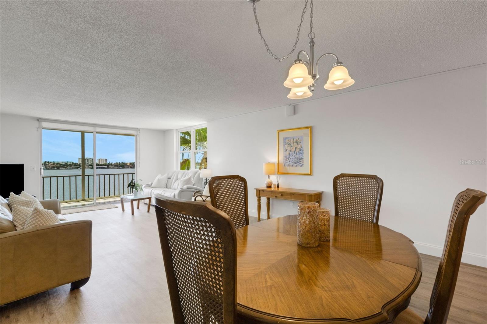 BAY ISLAND GROUP NO. 9 - Residential
