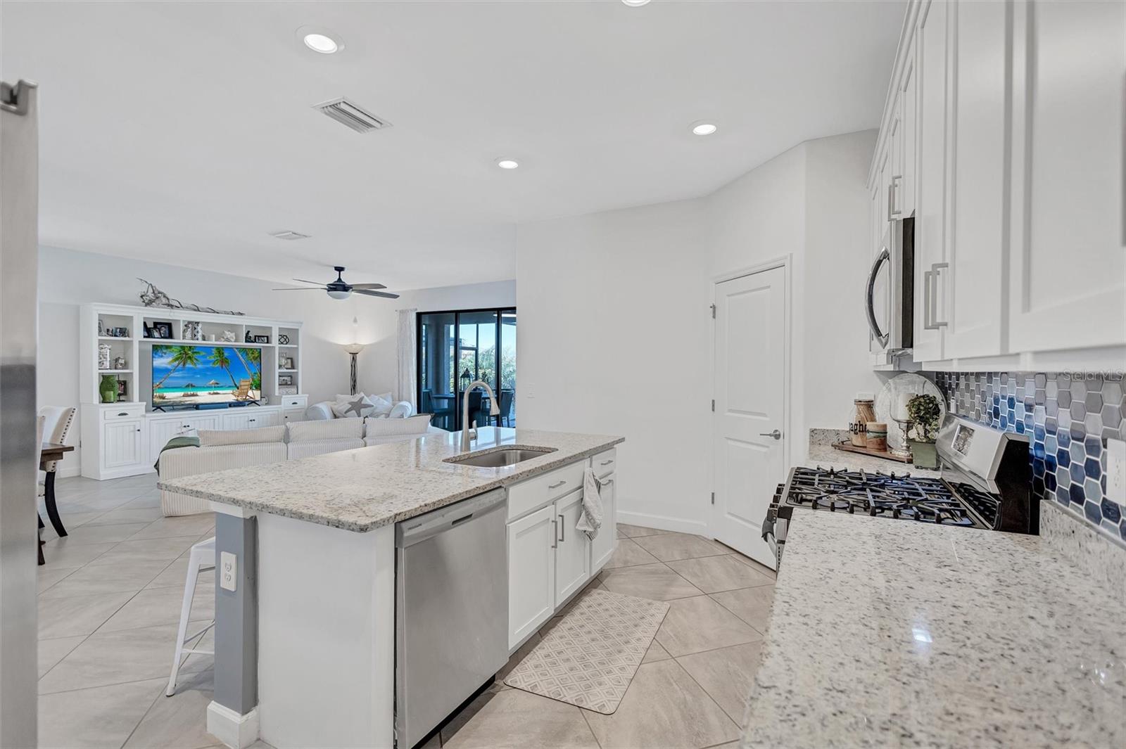 LORRAINE LAKES PH IIA - Residential
