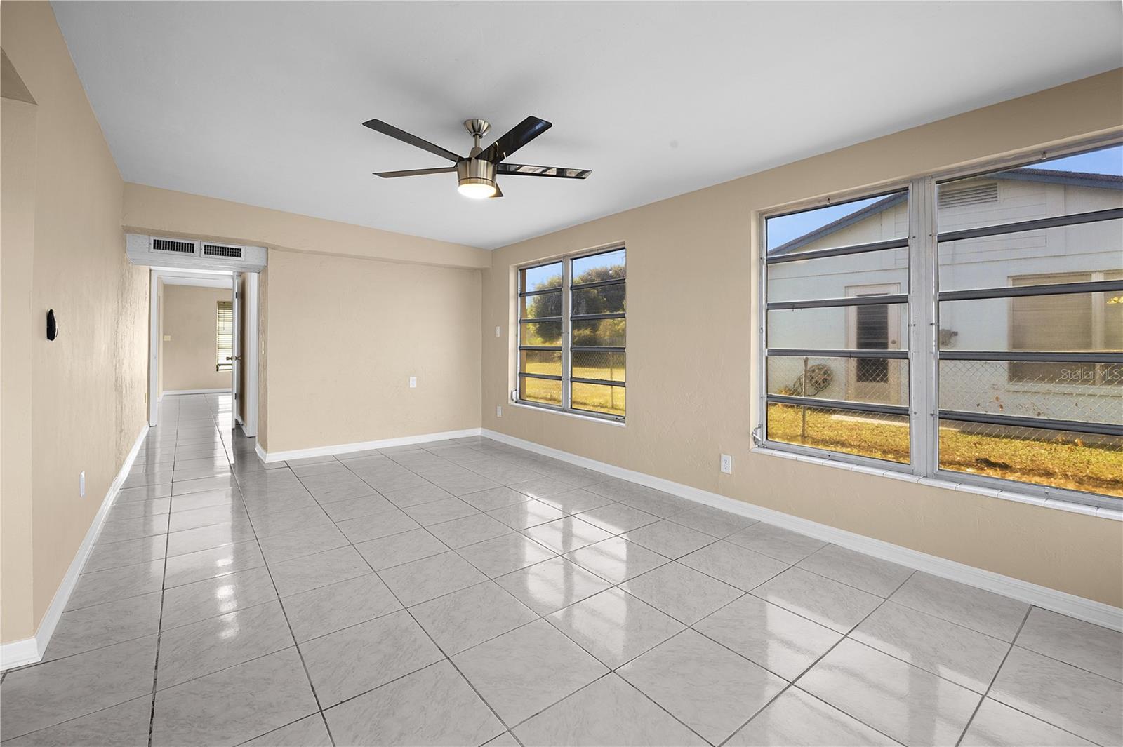 BERTS BAYSHORE MANOR - Residential