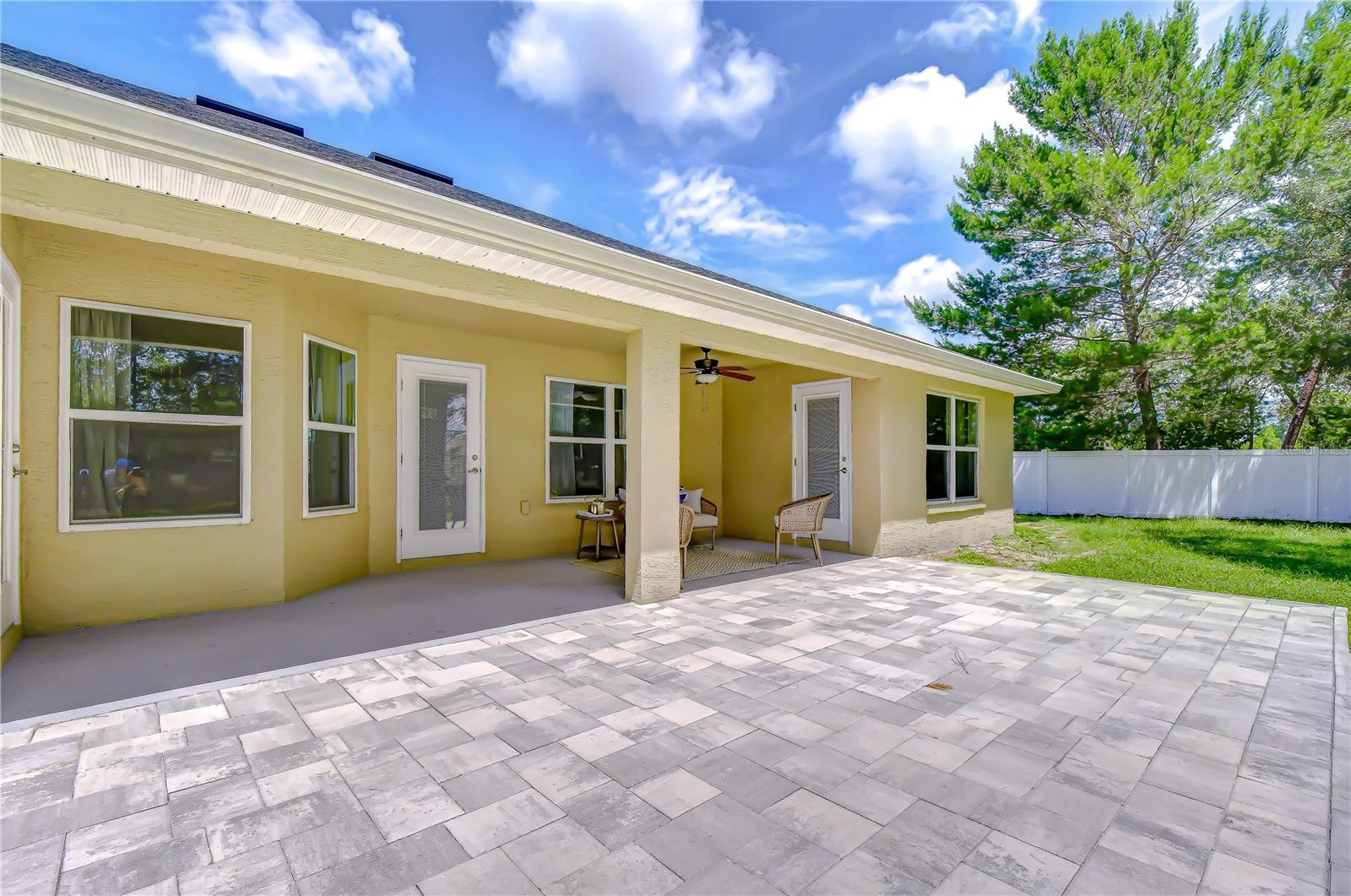 PLANTATION PALMS - Residential