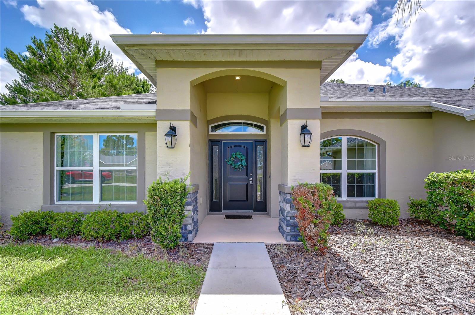 PLANTATION PALMS - Residential
