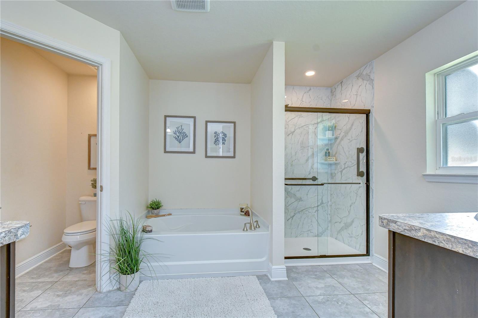 PLANTATION PALMS - Residential