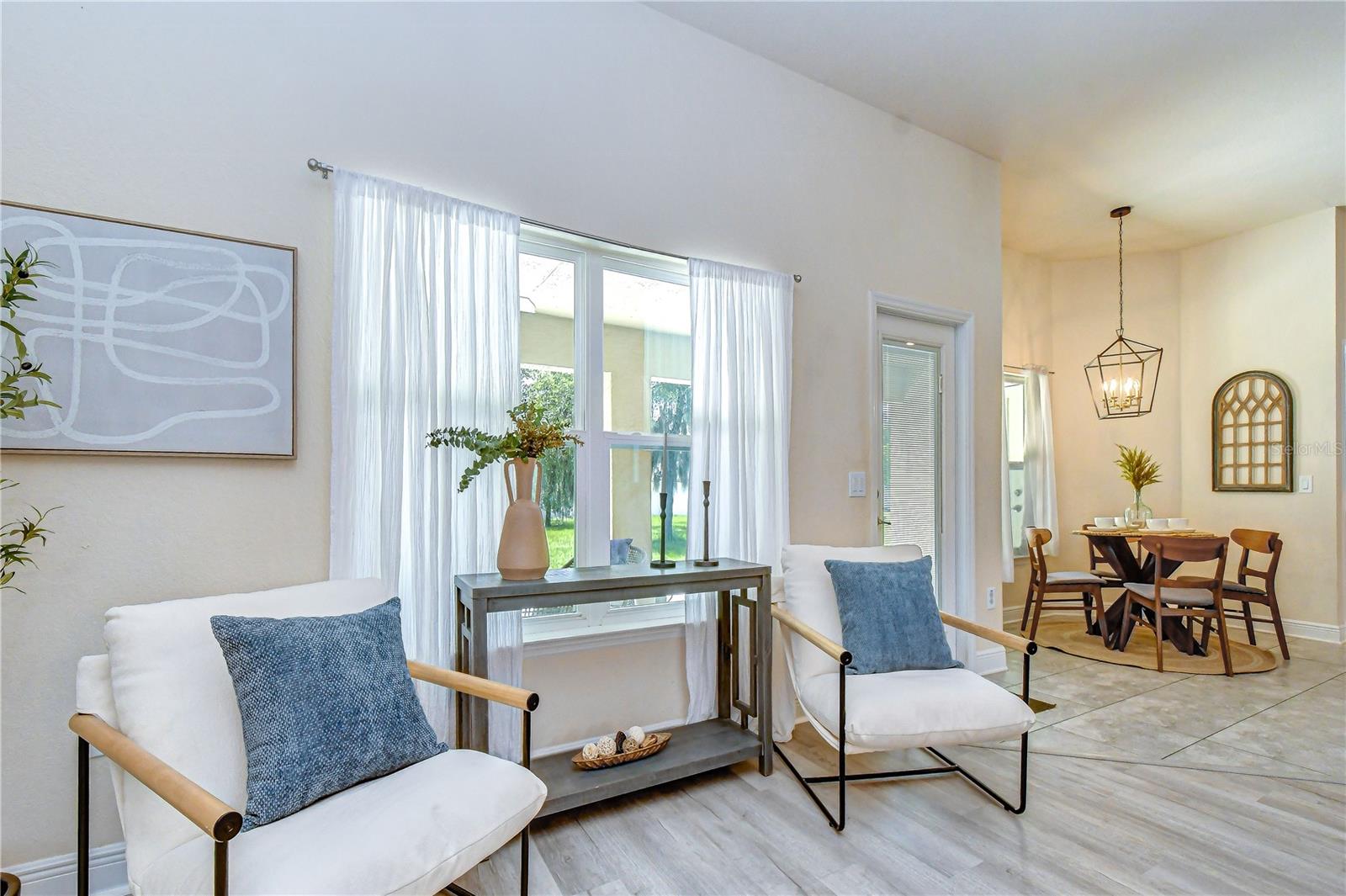 PLANTATION PALMS - Residential