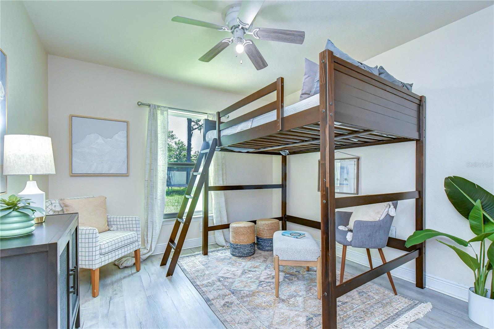 PLANTATION PALMS - Residential