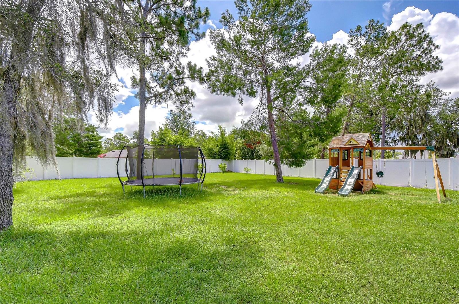 PLANTATION PALMS - Residential
