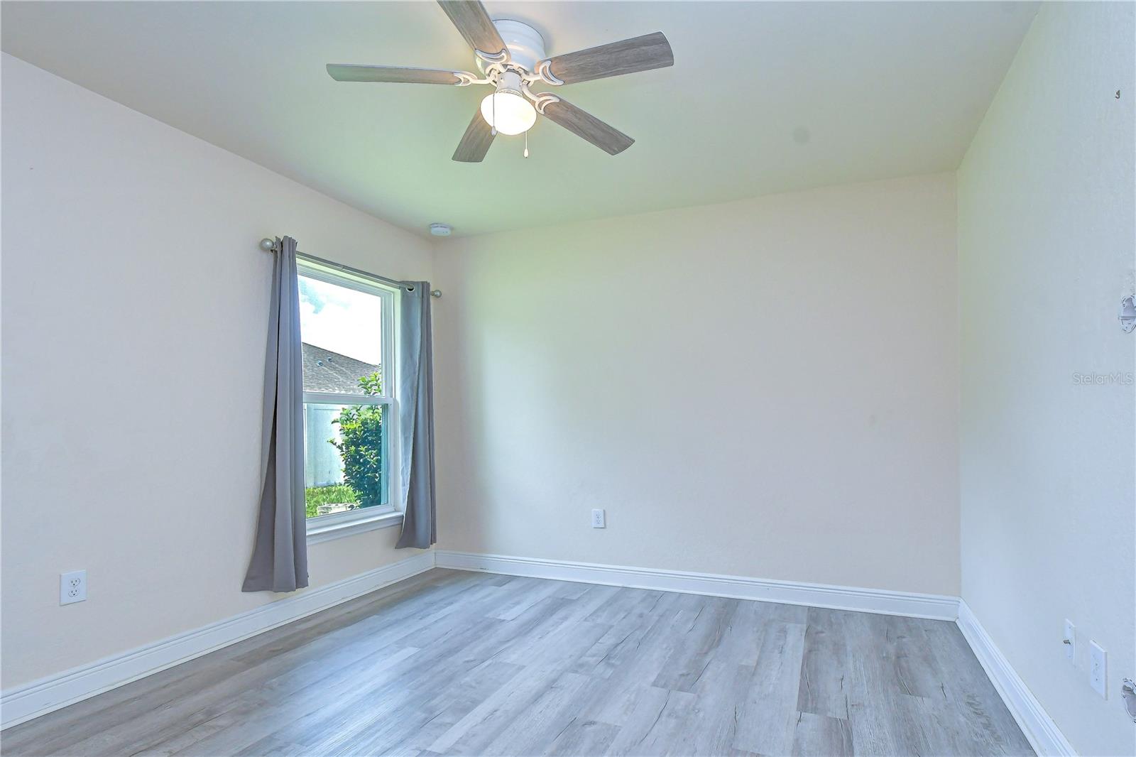 PLANTATION PALMS - Residential
