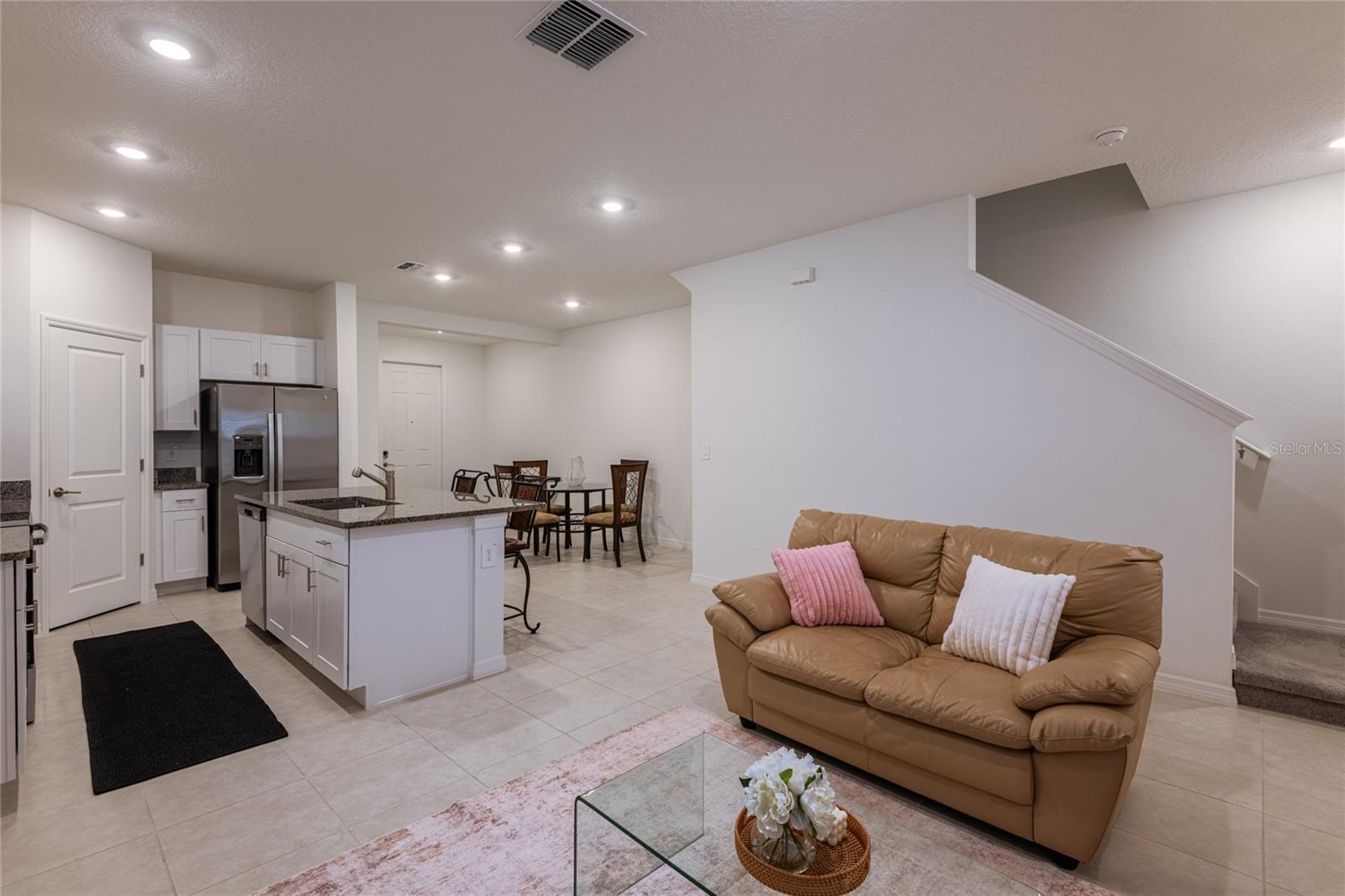 TOWNES OF CROSS CREEK - Residential