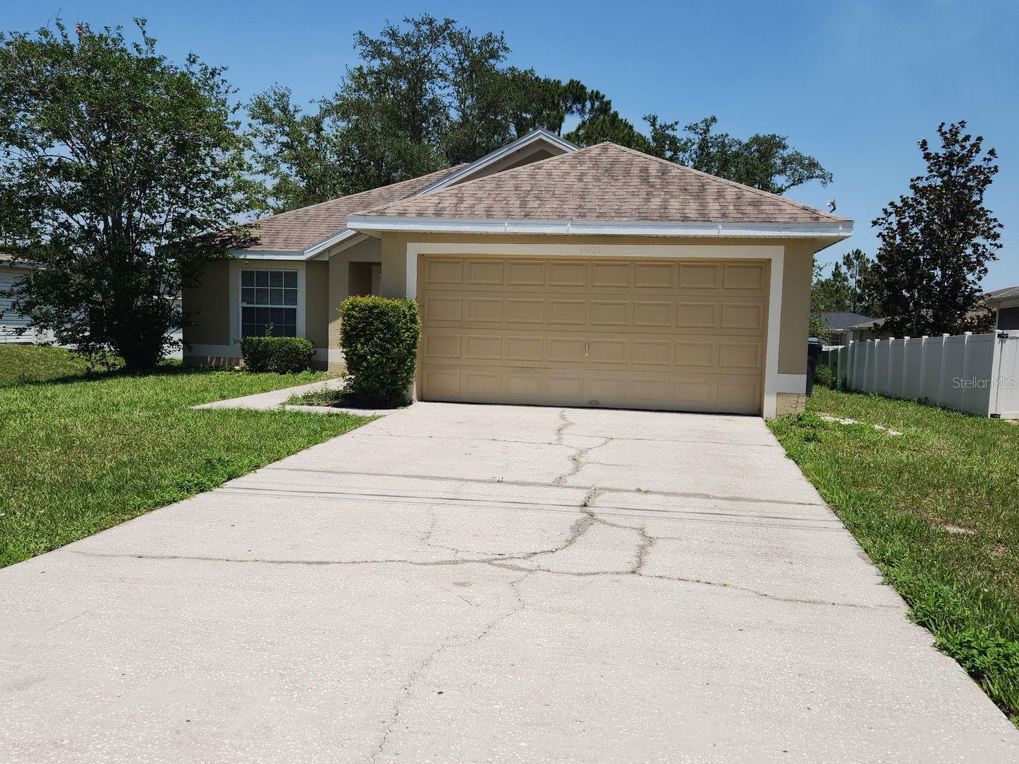 POINCIANA NBRHD 4 VILLAGE 7 - Residential Lease
