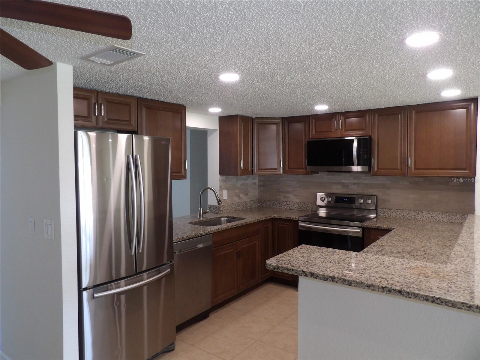 TANGLEWOOD TERRACE - Residential