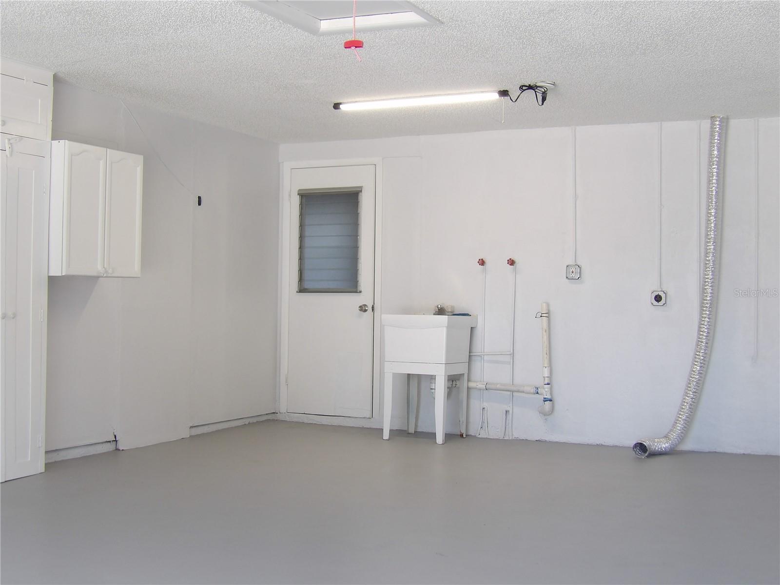 TANGLEWOOD TERRACE - Residential