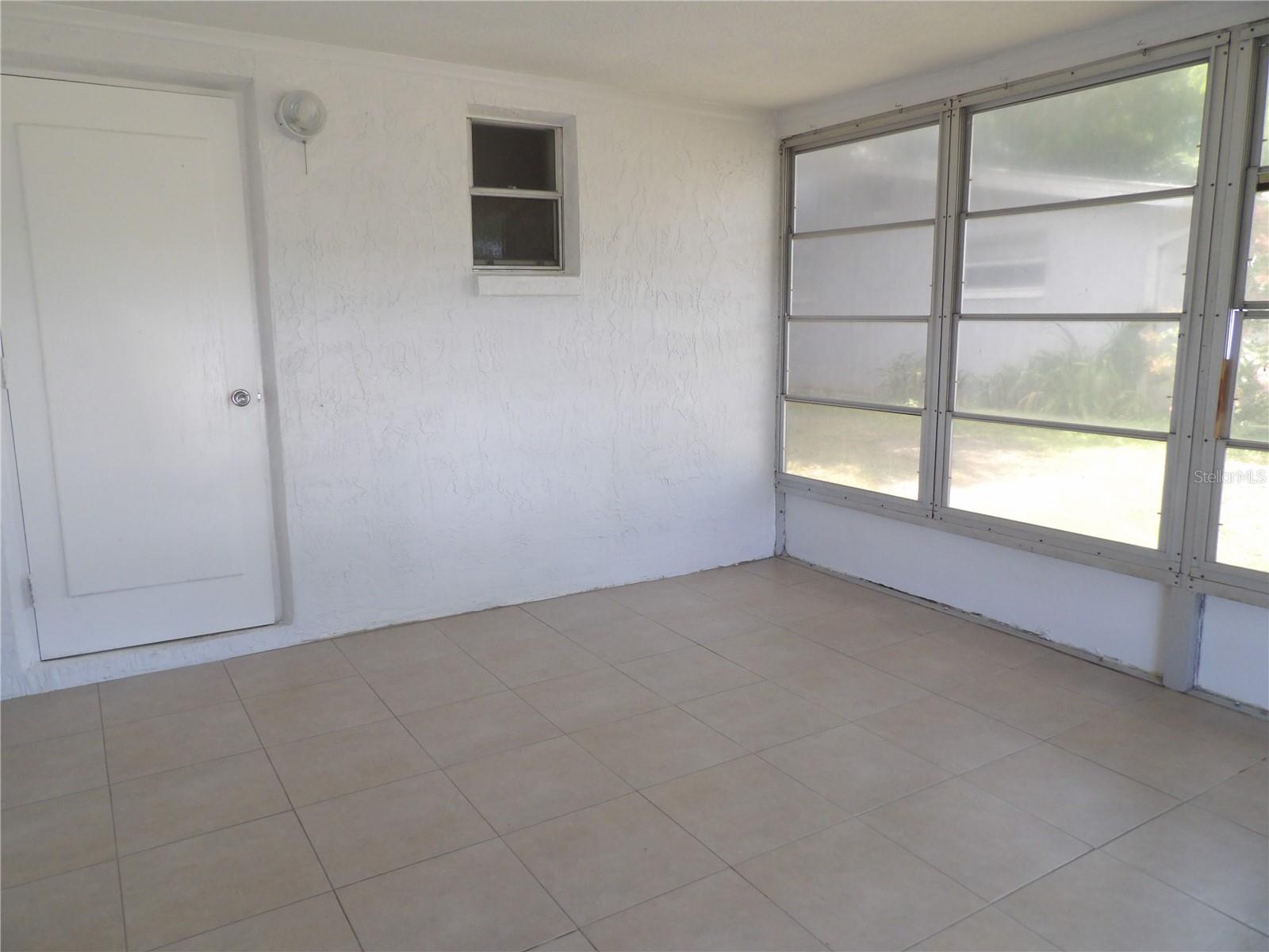 TANGLEWOOD TERRACE - Residential