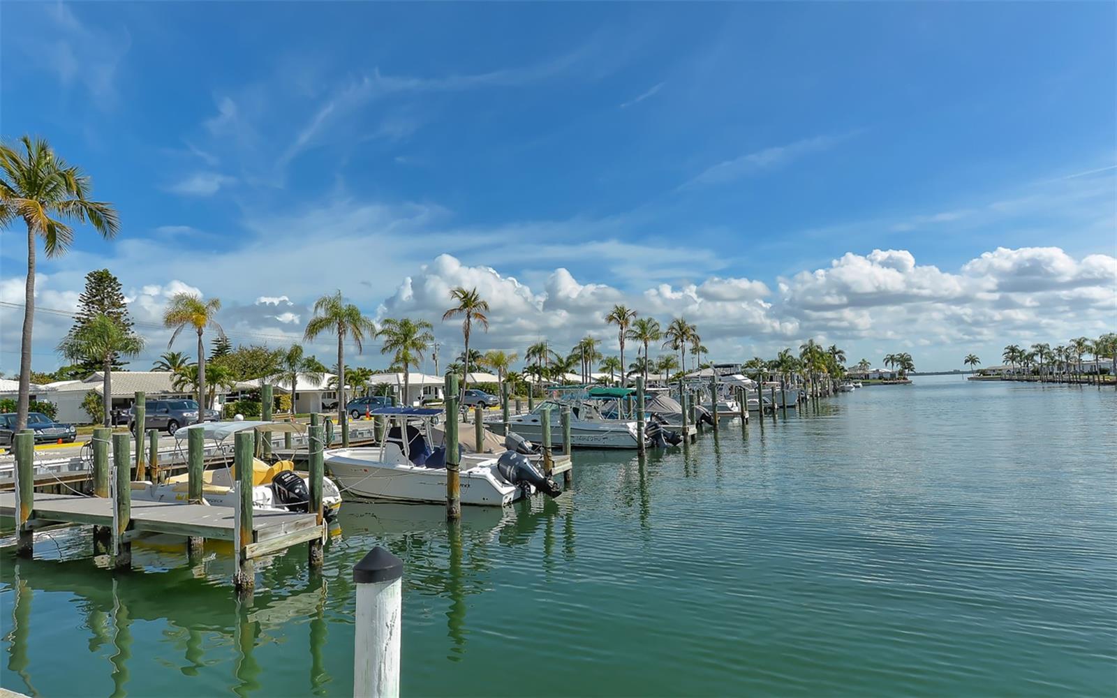 SPANISH MAIN YACHT CLUB - Residential