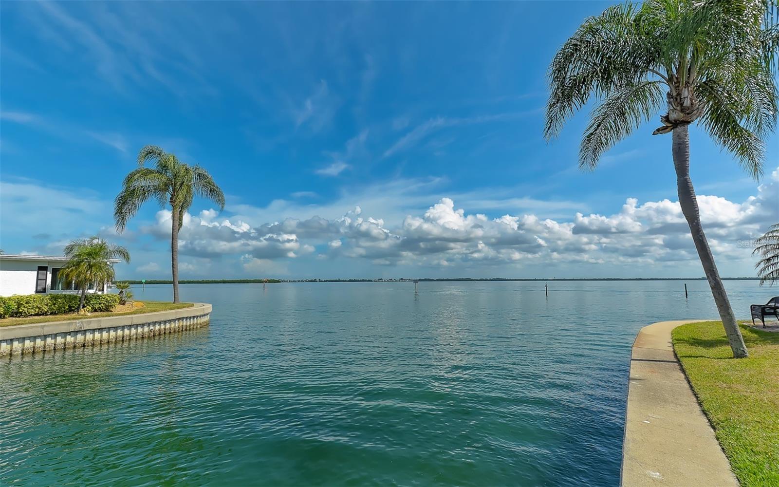 SPANISH MAIN YACHT CLUB - Residential