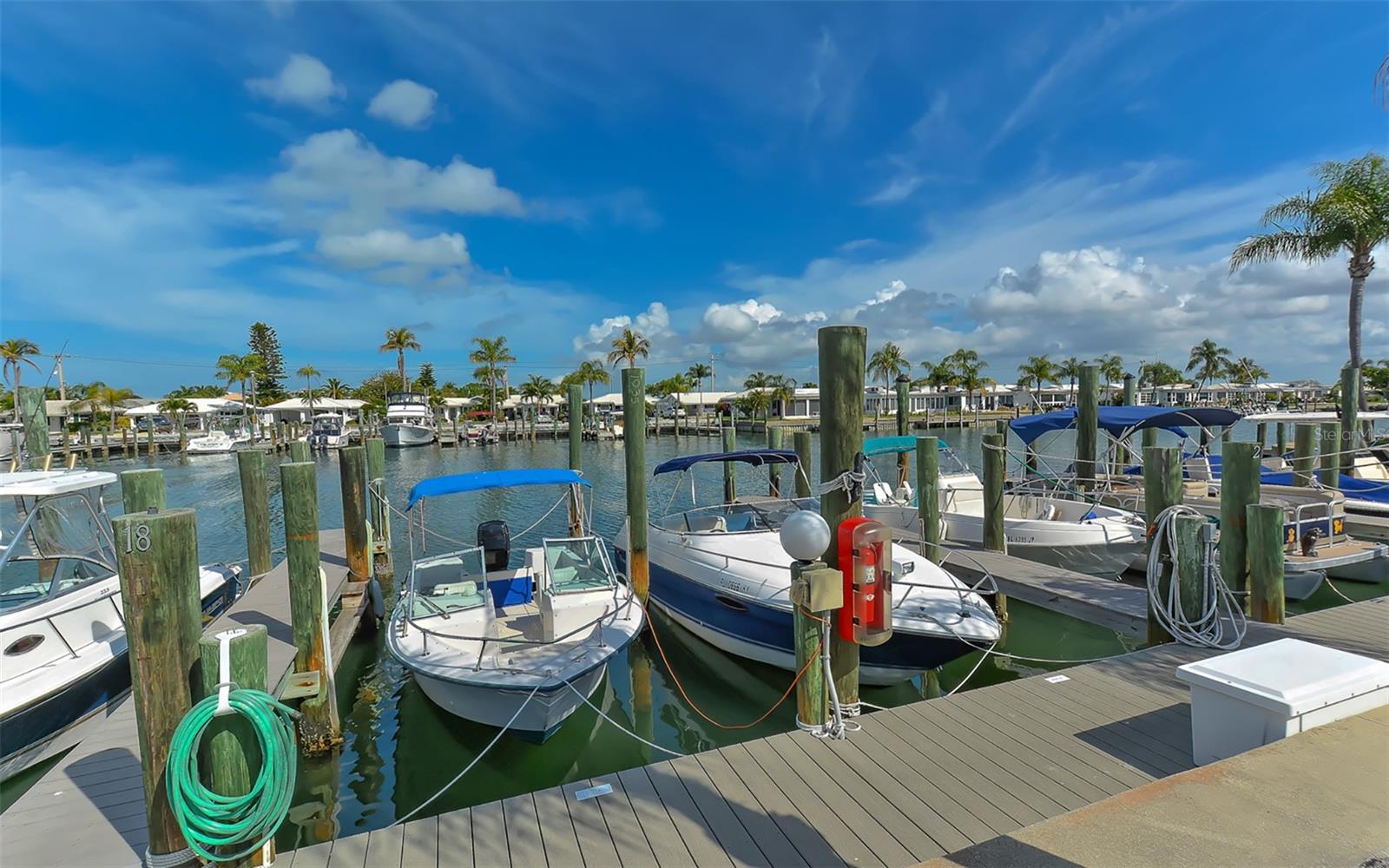 SPANISH MAIN YACHT CLUB - Residential