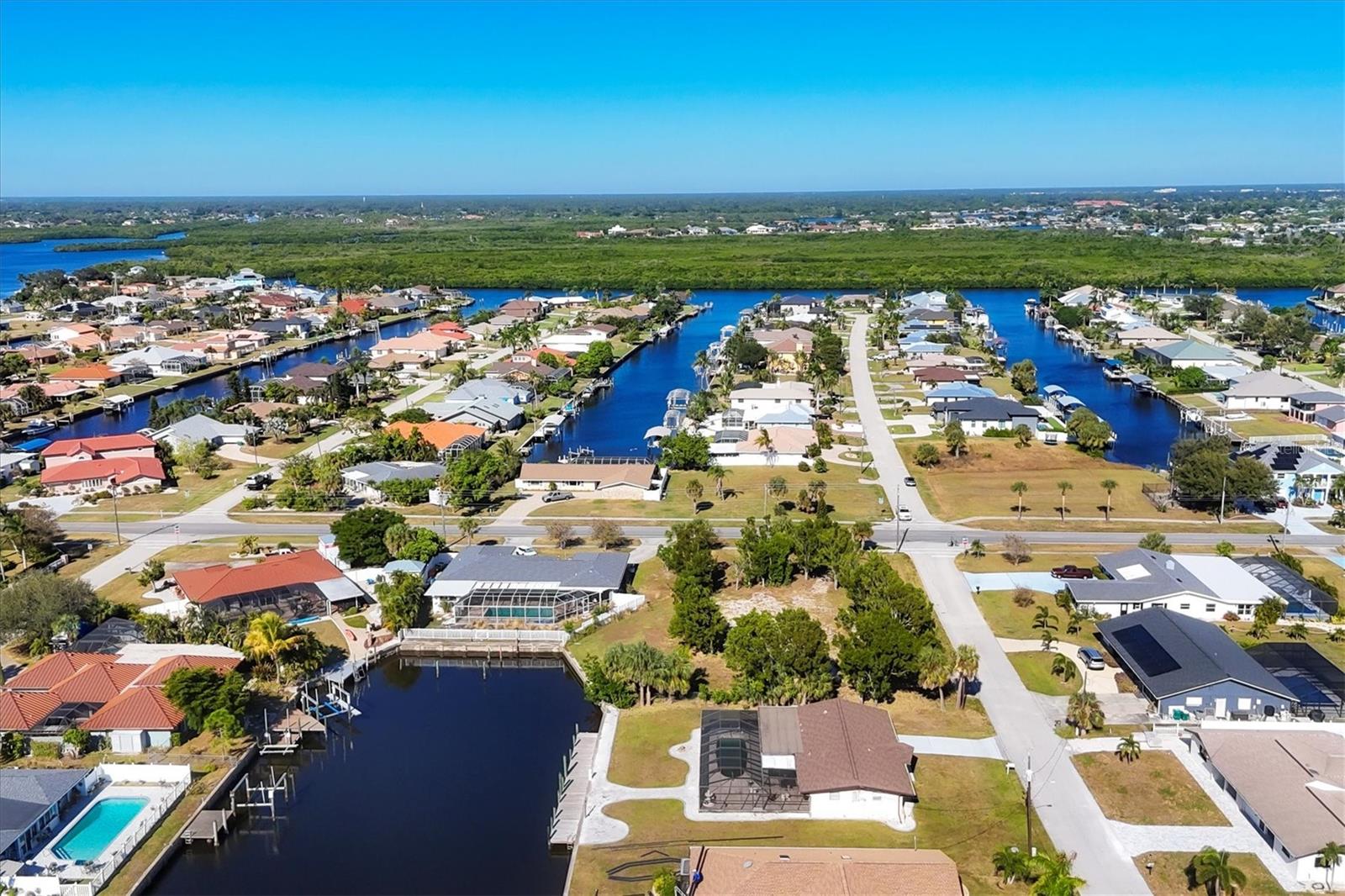 PORT CHARLOTTE SEC 83 - Land