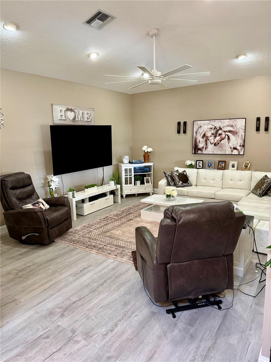 ROYAL HIGHLANDS PH 01A - Residential