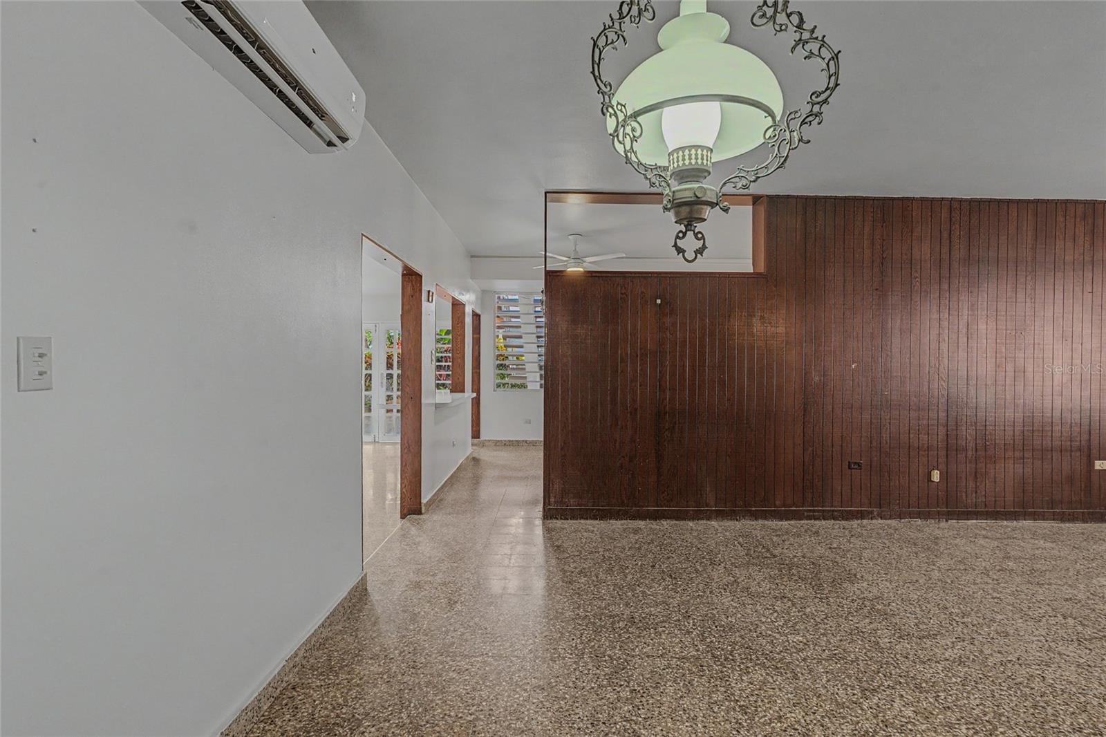 URB UNIVERSITY GARDENS - Residential Income