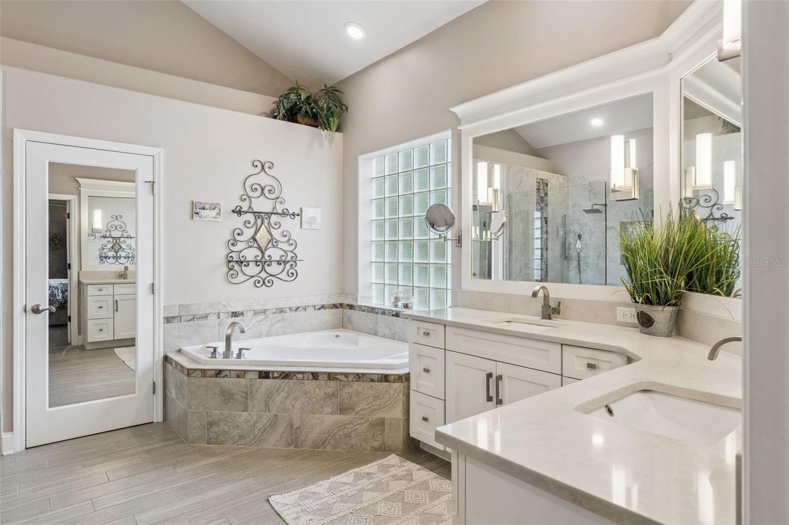WOLDUNN REP - Residential