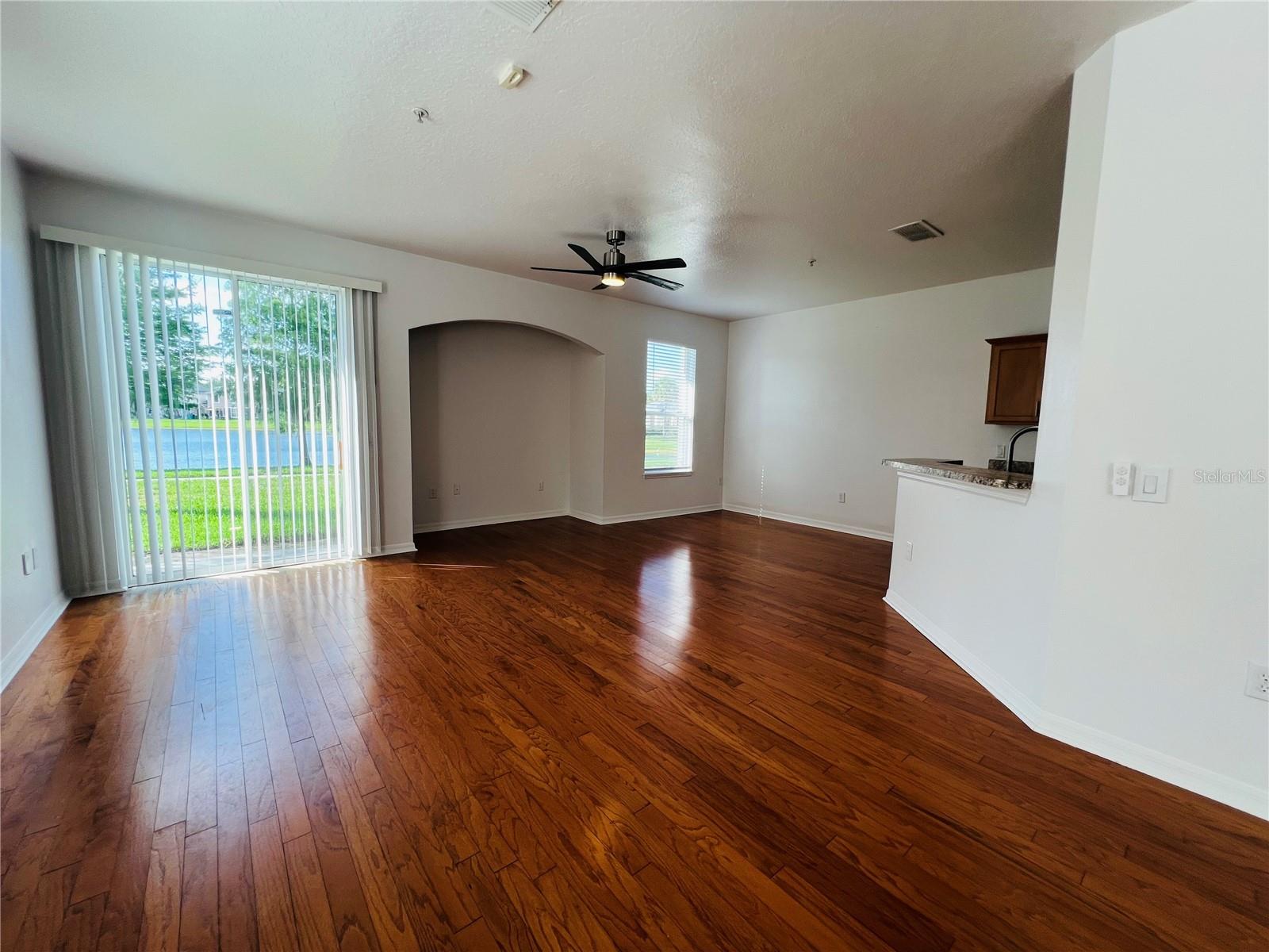 CARTER GLEN - Residential Lease