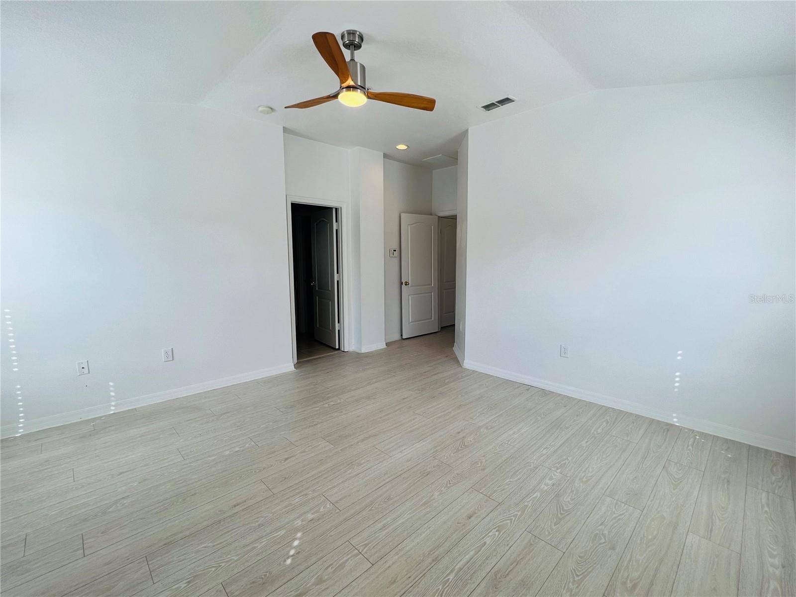 CARTER GLEN - Residential Lease