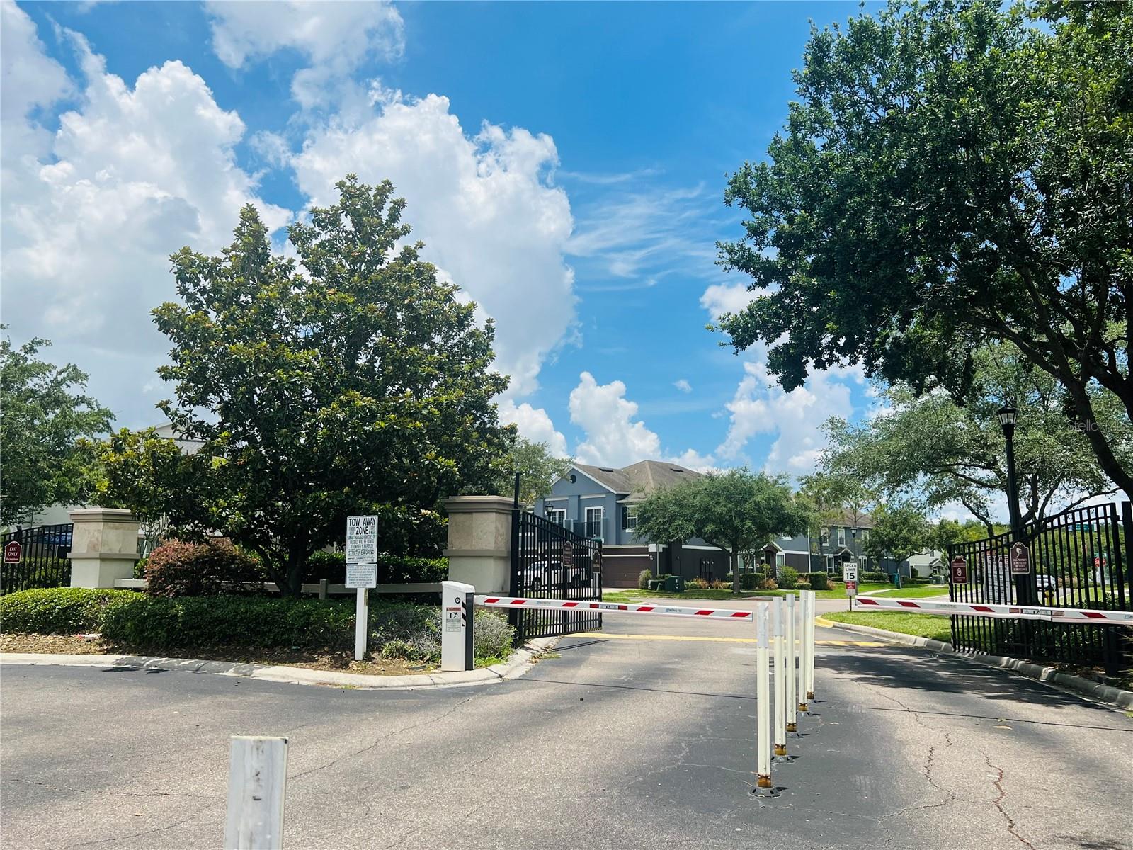 CARTER GLEN - Residential Lease