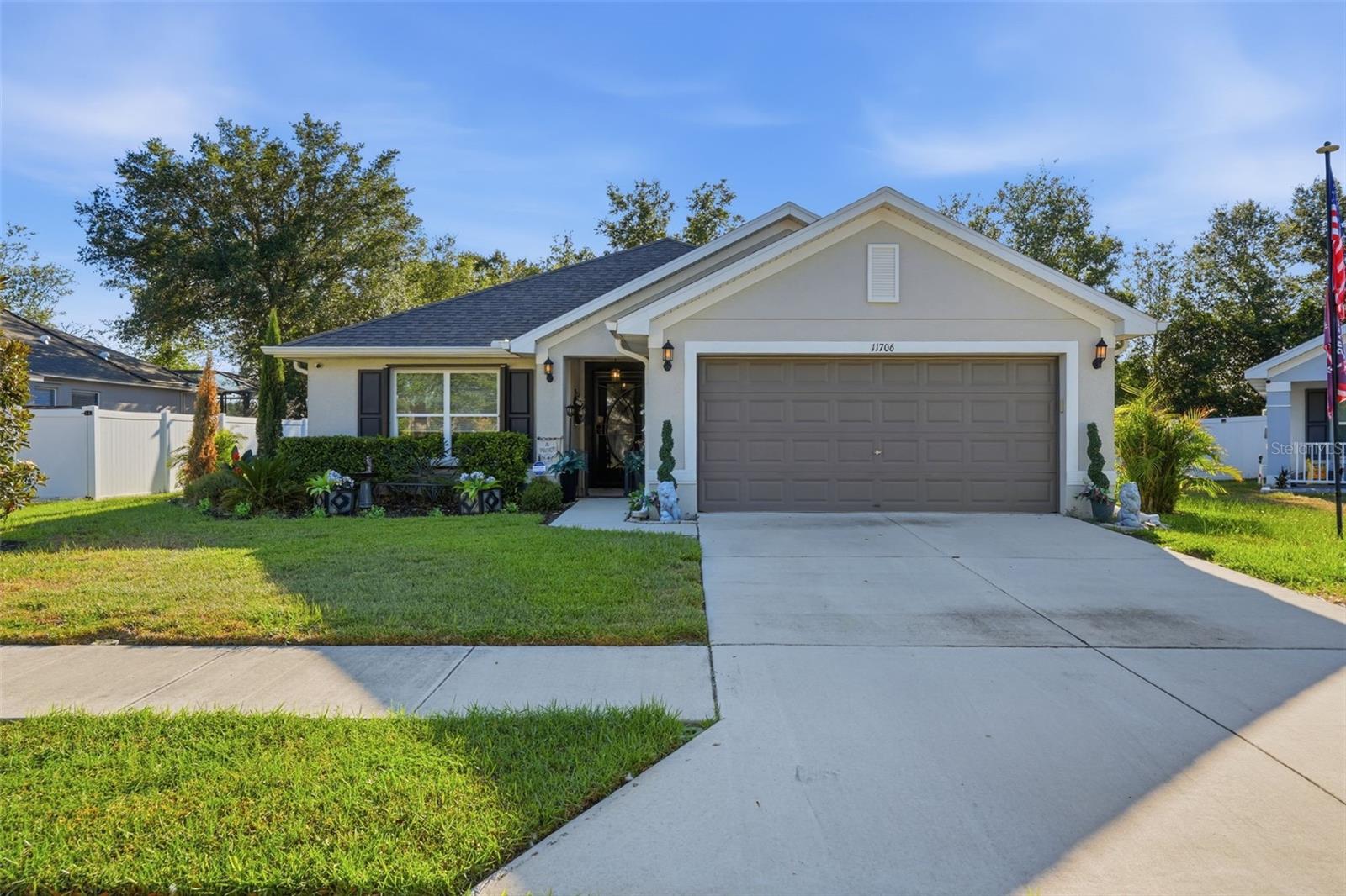 SUMMER CHASE - Residential