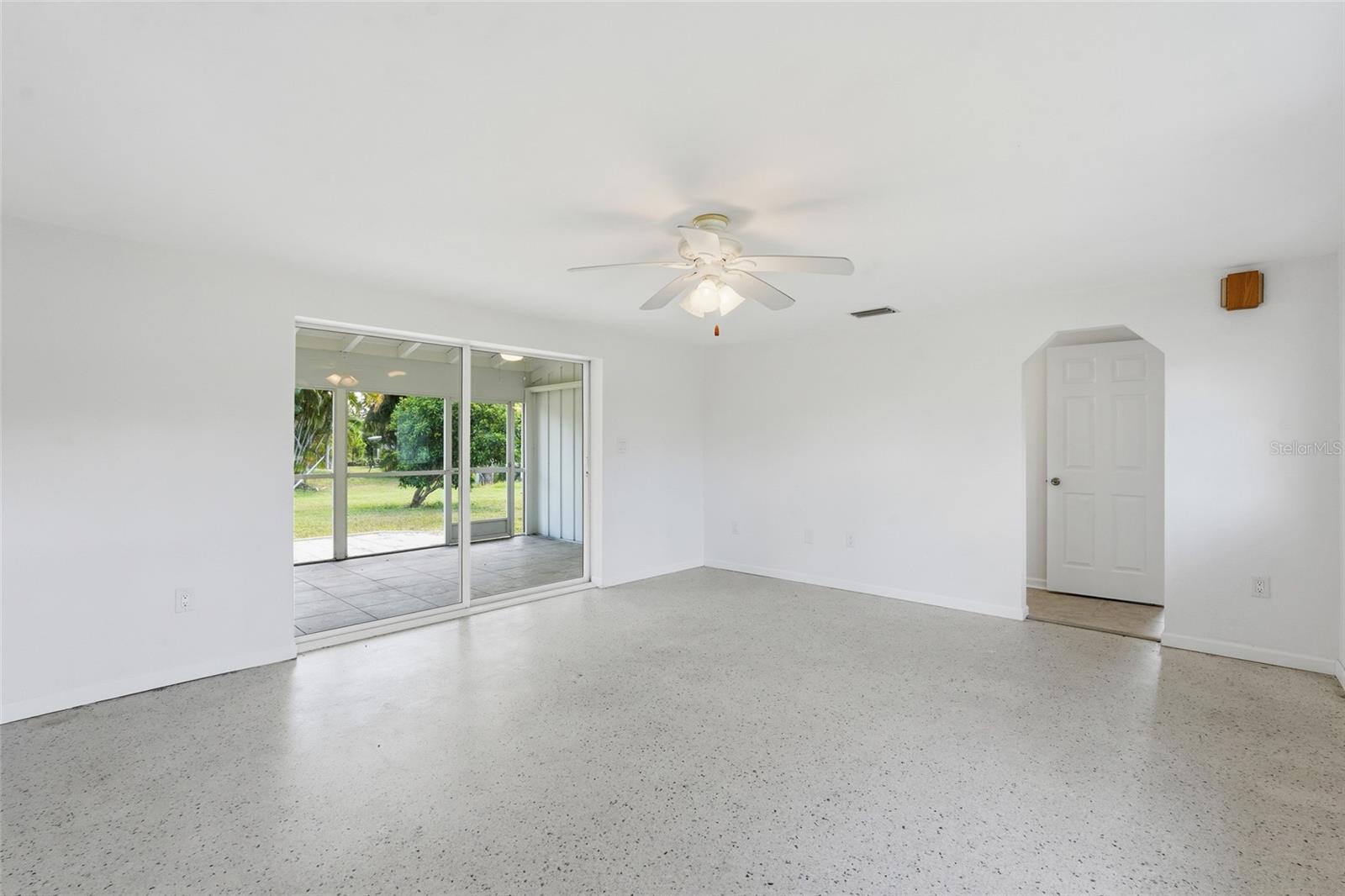 CHARLOTTE PARK - Residential