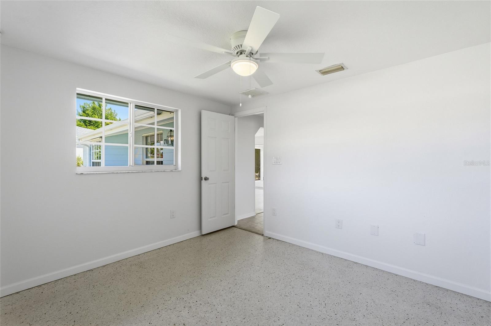 CHARLOTTE PARK - Residential