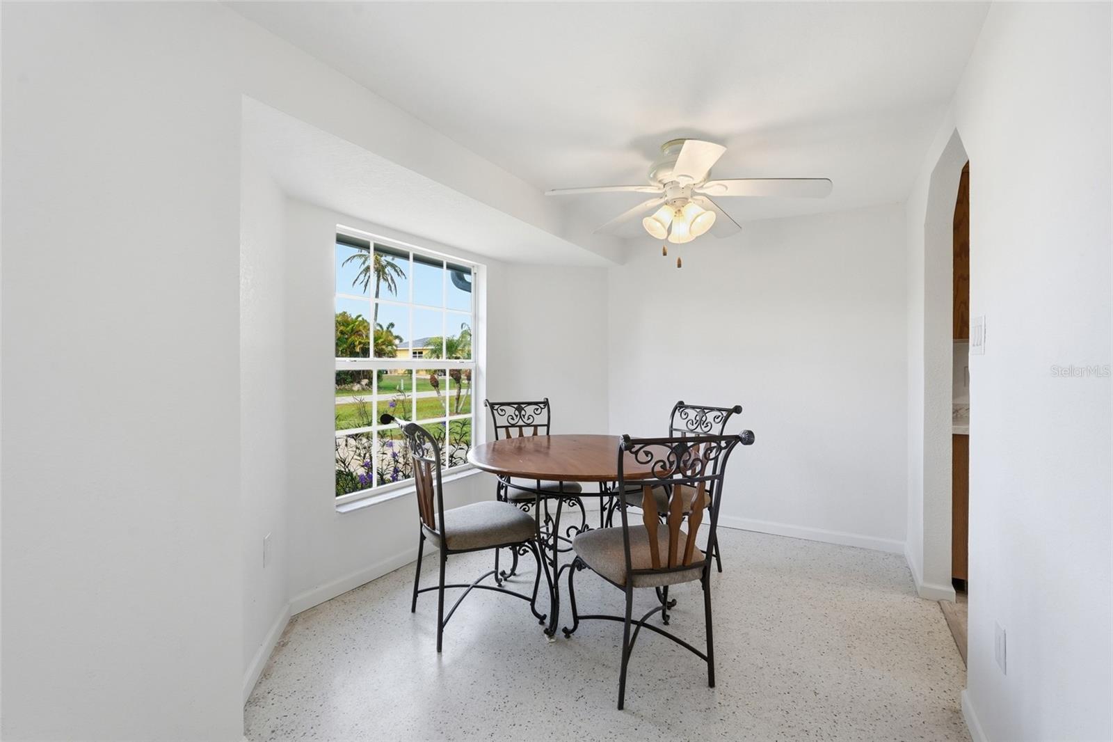 CHARLOTTE PARK - Residential