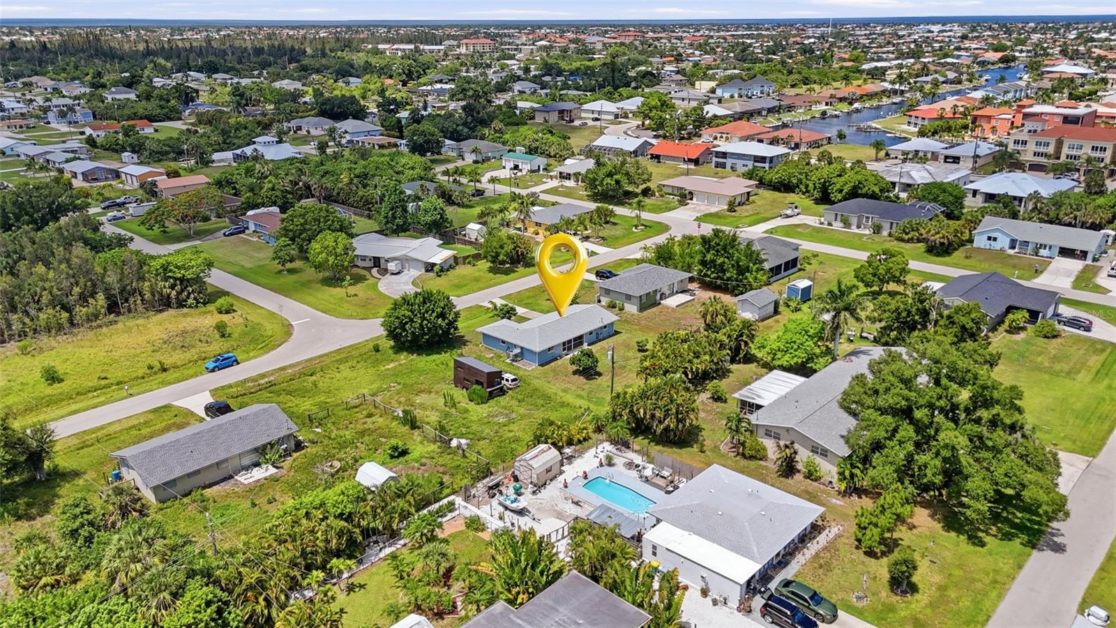 CHARLOTTE PARK - Residential