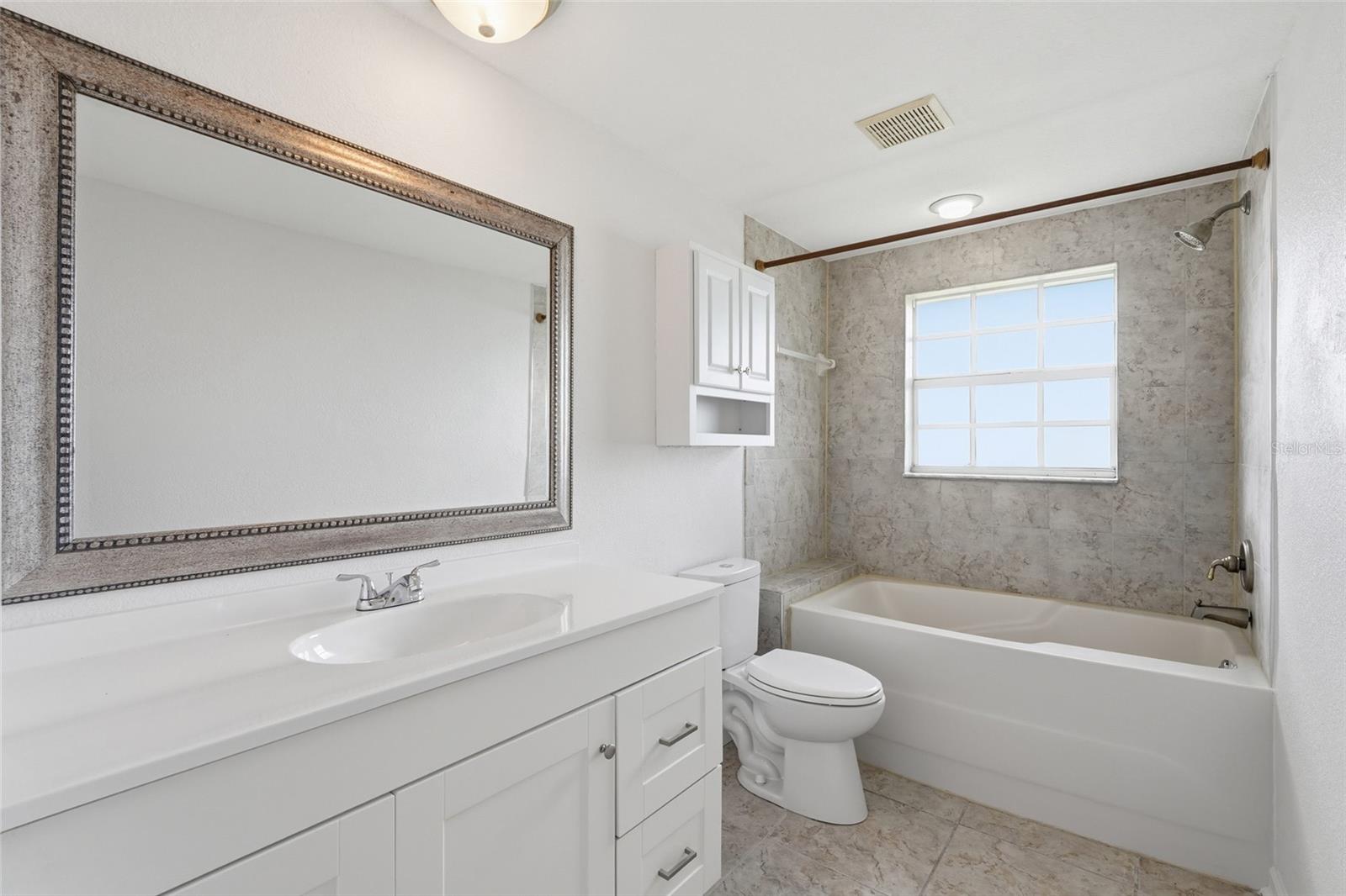 CHARLOTTE PARK - Residential