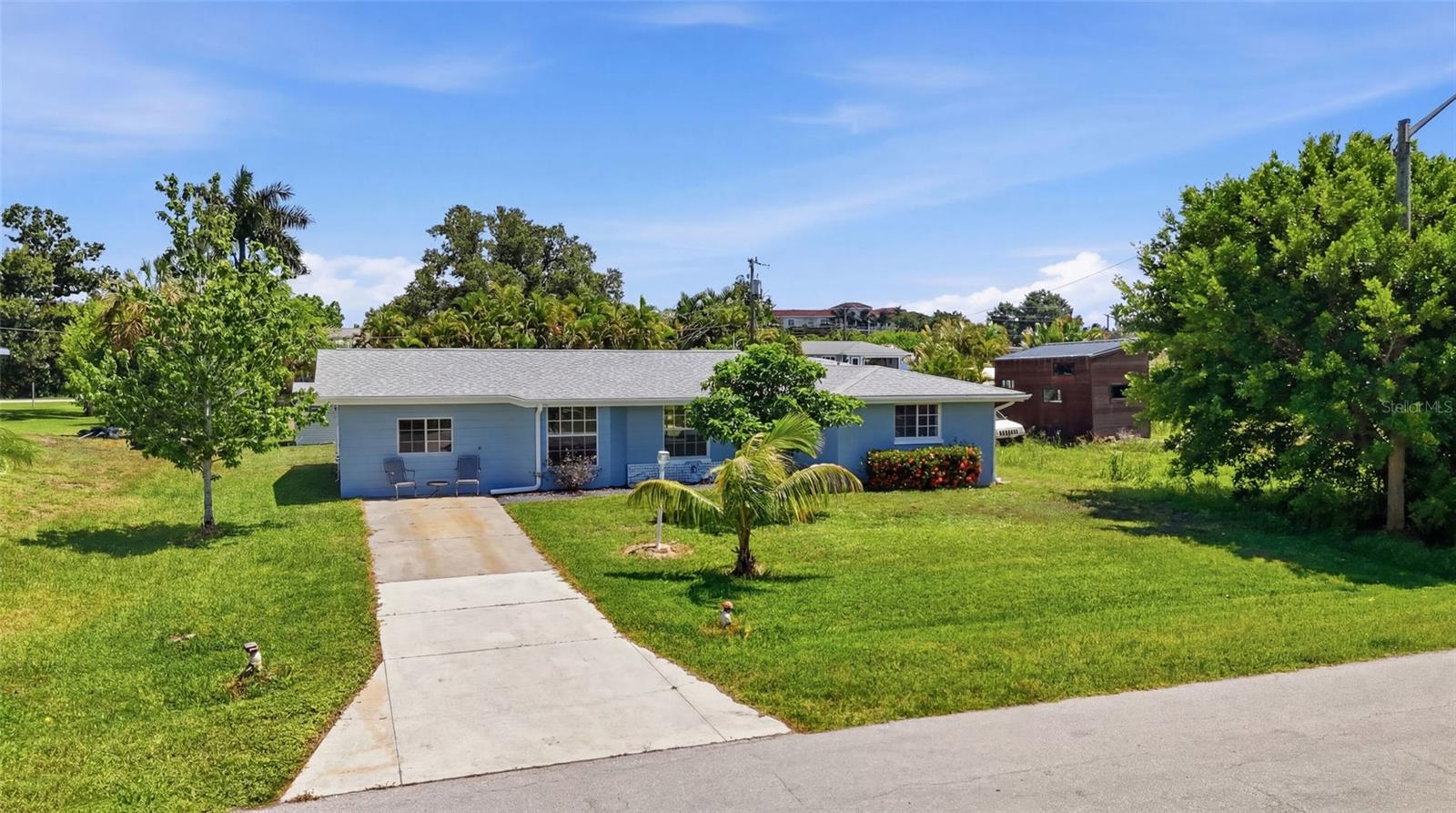 CHARLOTTE PARK - Residential