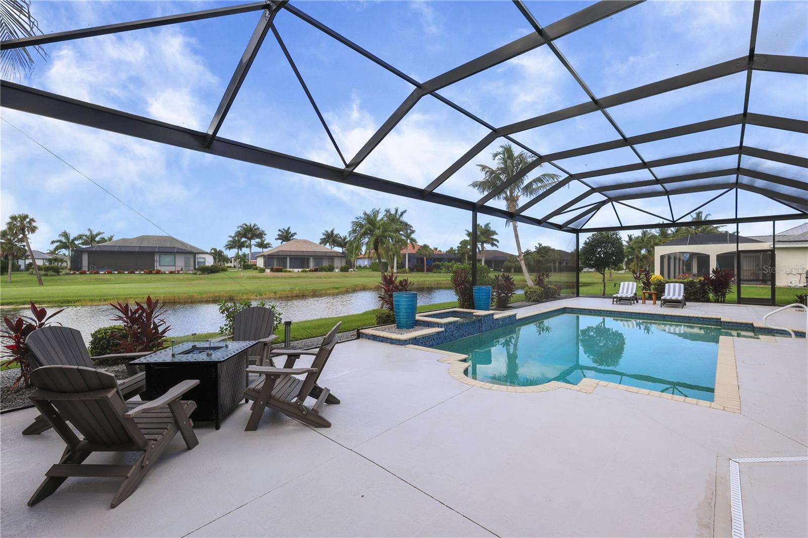 ROYAL TEE COUNTRY CLUB ESTATES - Residential