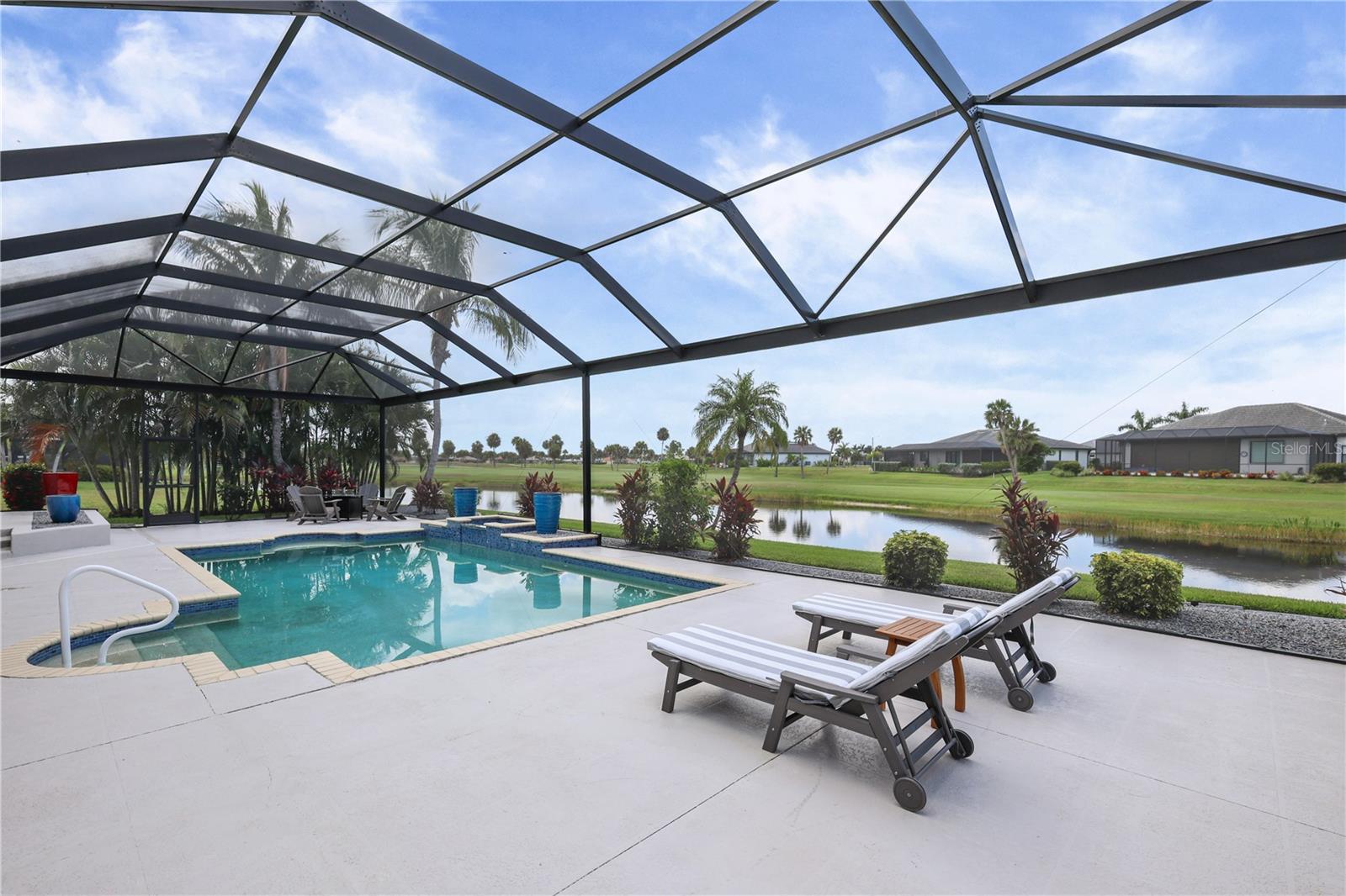 ROYAL TEE COUNTRY CLUB ESTATES - Residential