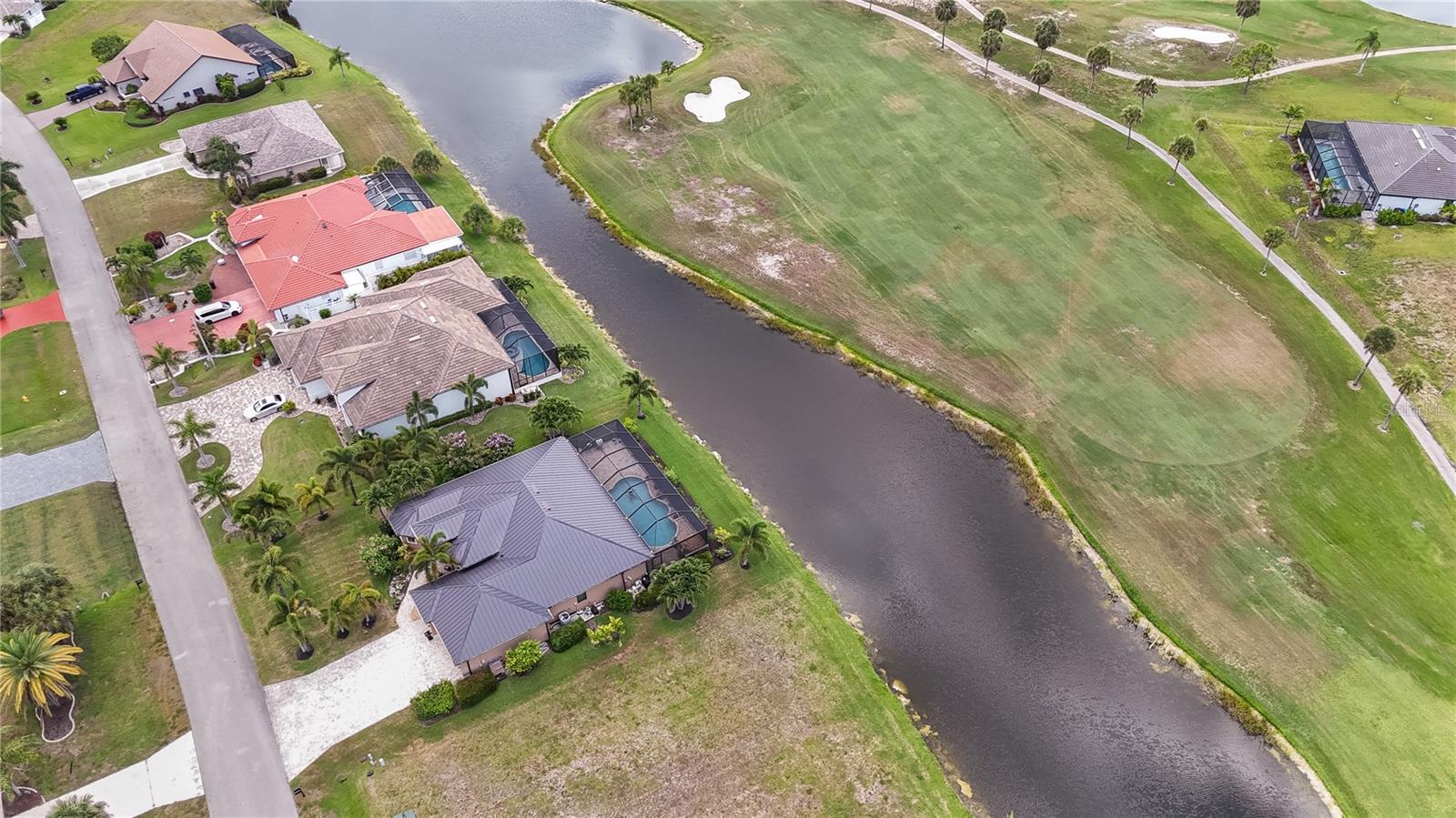 ROYAL TEE COUNTRY CLUB ESTATES - Residential