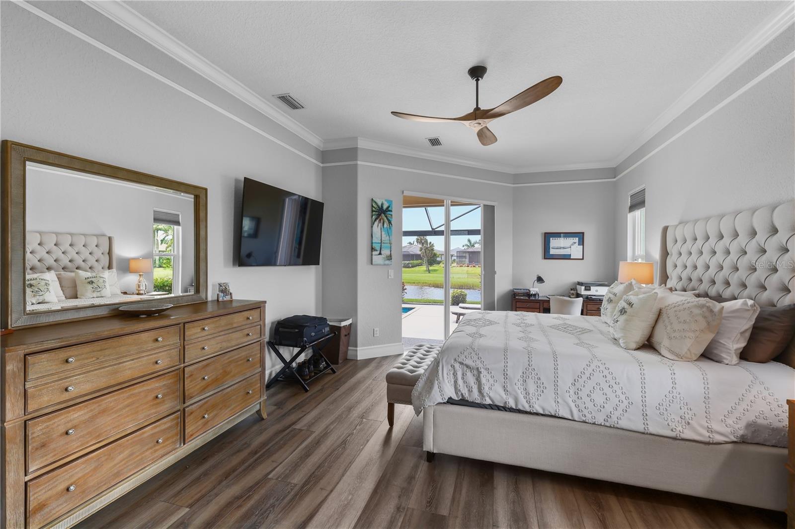 ROYAL TEE COUNTRY CLUB ESTATES - Residential
