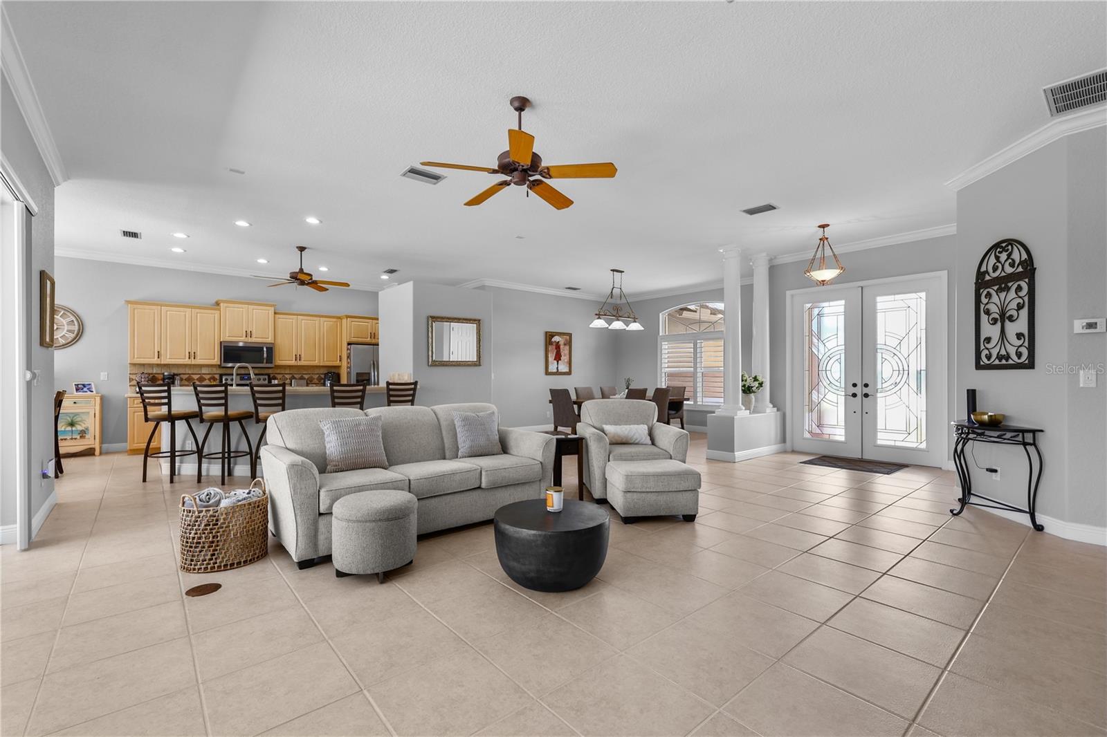 ROYAL TEE COUNTRY CLUB ESTATES - Residential