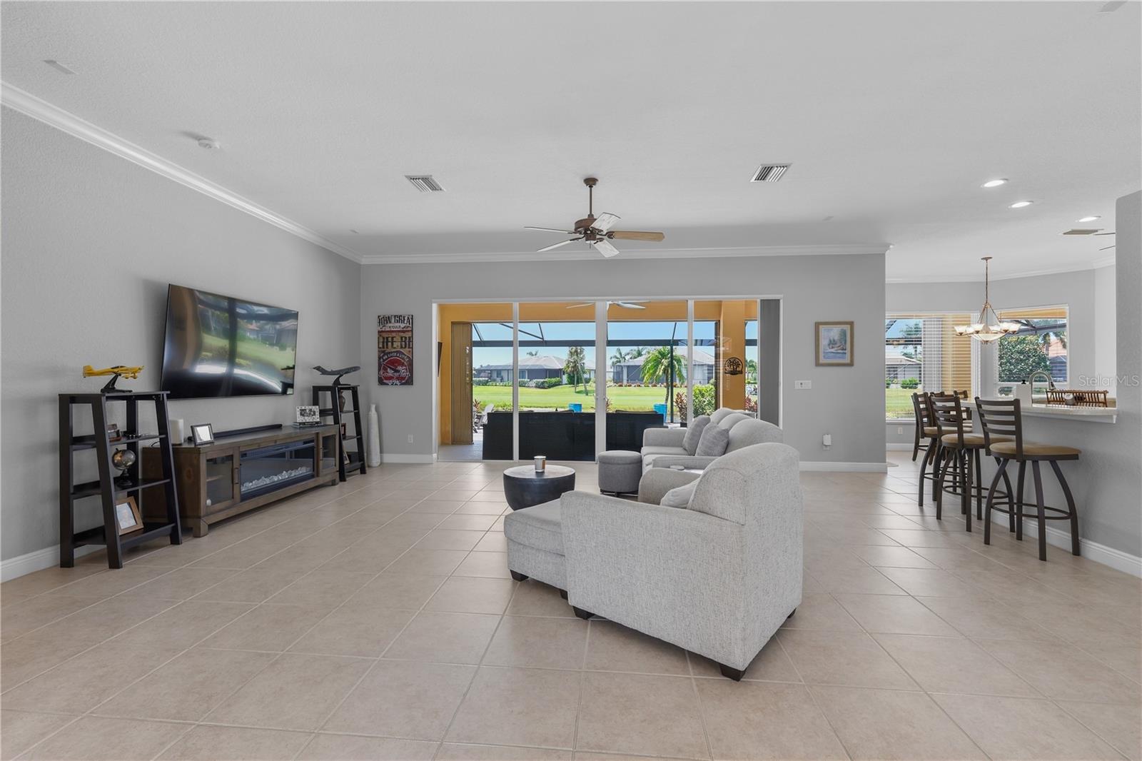 ROYAL TEE COUNTRY CLUB ESTATES - Residential
