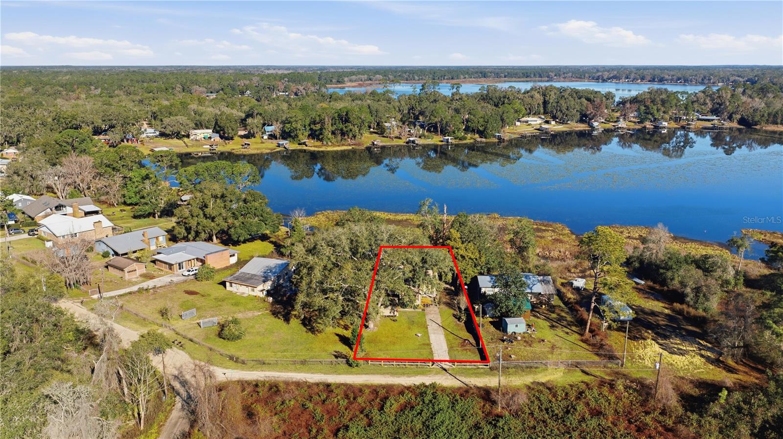 GRANDIN LAKE SHORES - Residential