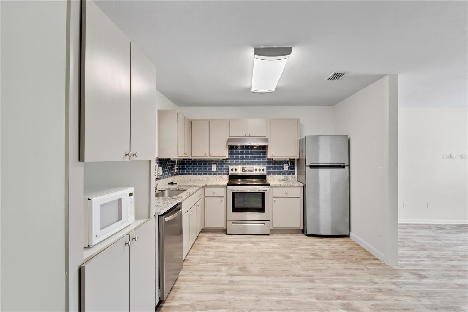 RAINBOW ACRES UNIT 01 - Residential