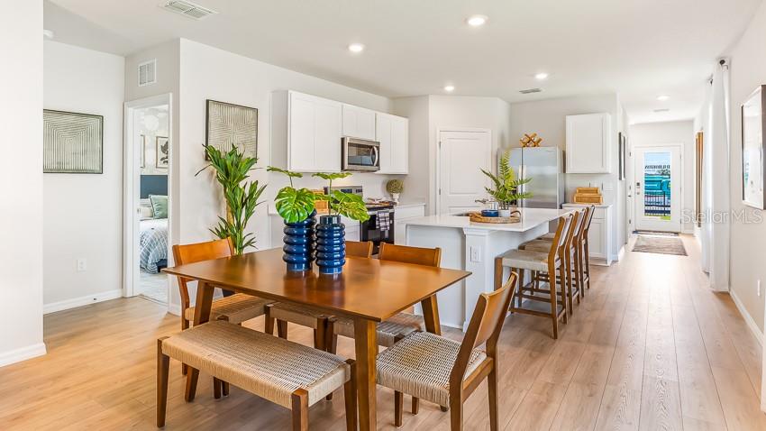 STAR FARMS AT LAKEWOOD RANCH - Residential