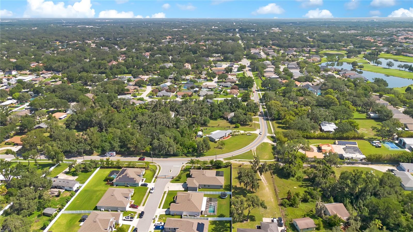 HERITAGE WOODS - Residential